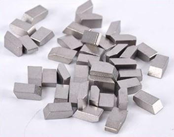 Stellite 12 Cobalt Based Tungsten Carbide Saw Tips / Tungsten Carbide Teeth Anti Rust