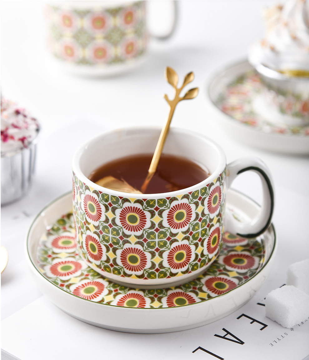 Christmas Gift Tazas Customized 200ml 6.76oz Porcelain Coffee Tea Cup And Saucer