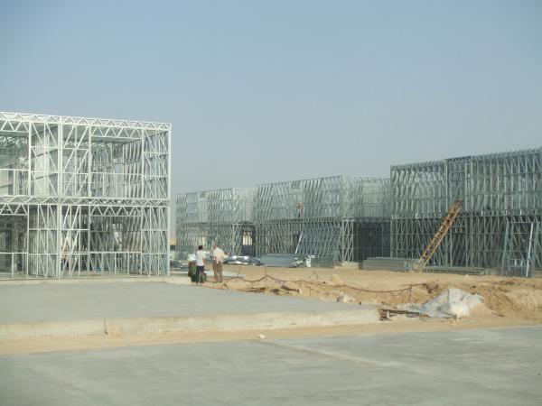 Steel Frame Apartment Building / Typhoon Resistance Prefabricated Apartment