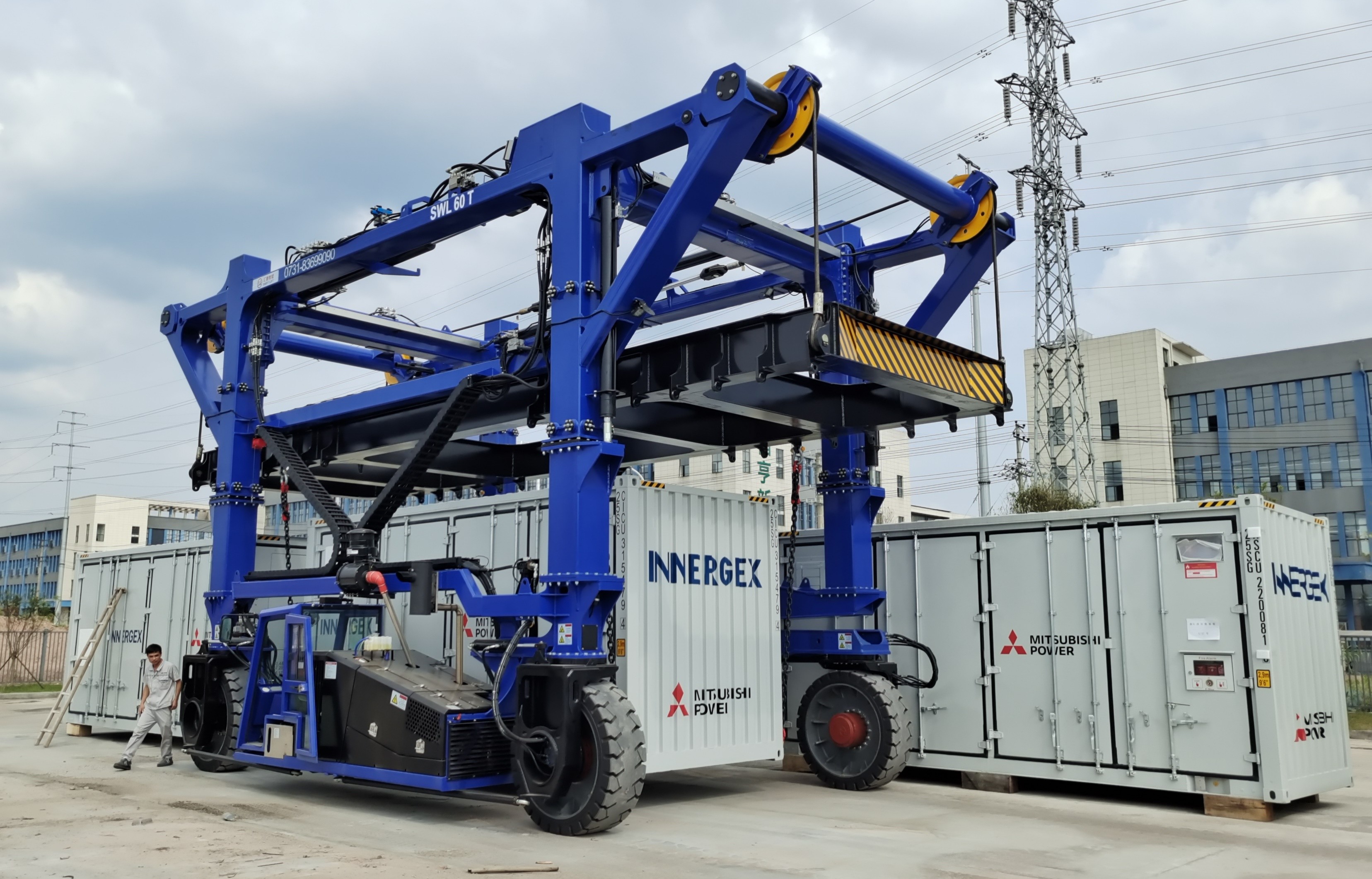 Heavy Lifting Mobile Gantry Crane 60T Precast Concrete Straddle Carrier