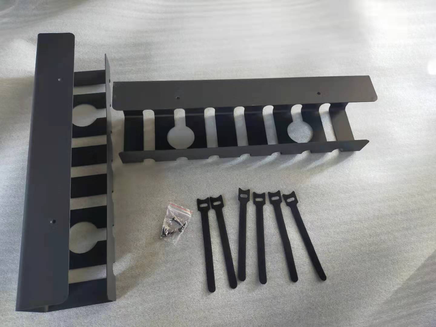 Wire Management Rack Under The Table 1mm Thickness ISO ROHS Certified for Home and Office