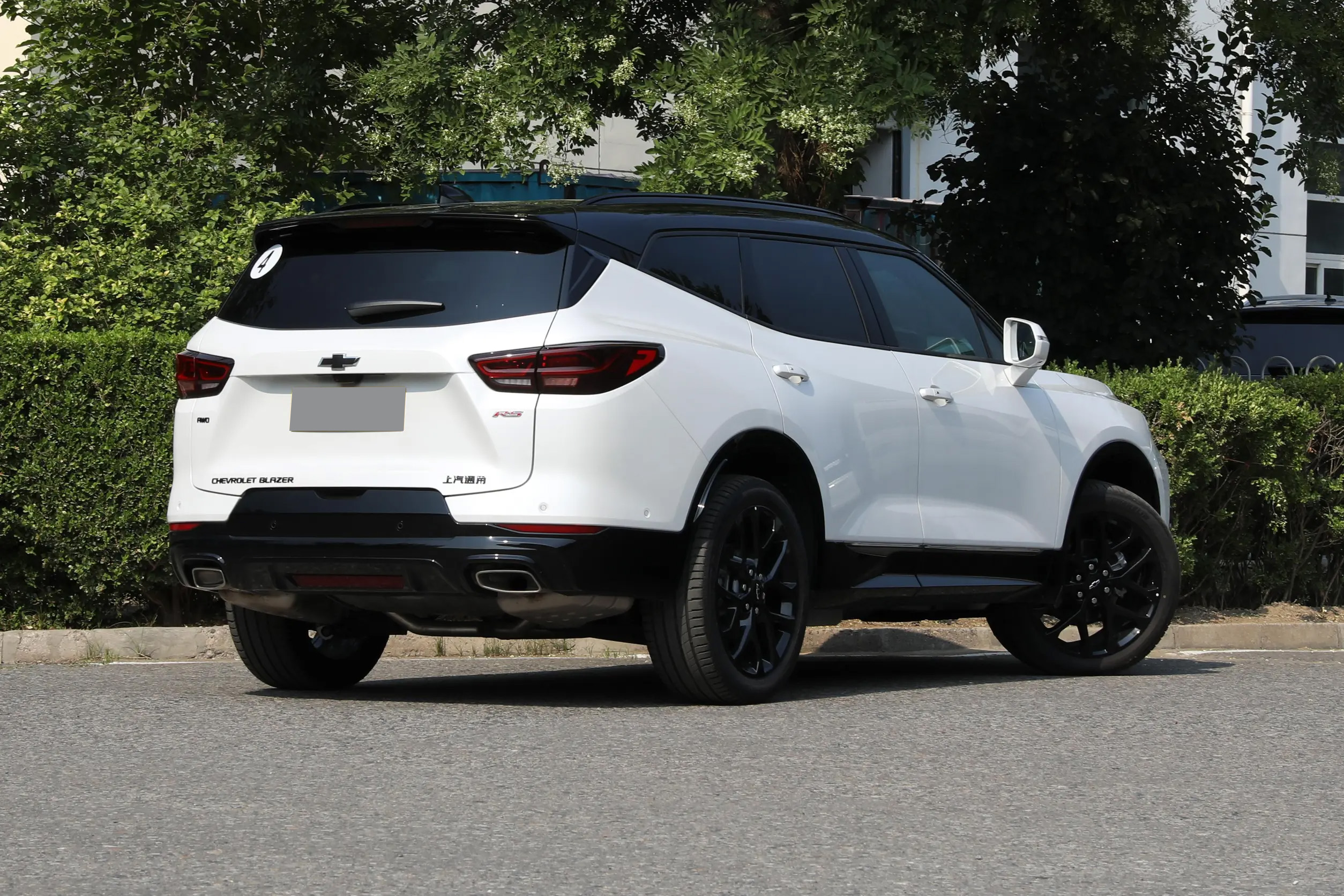 Chevrolet Blazer Midsize and Large SUV High Speed Electric Driver's Seat Adjustment 80-120L Fuel Tank Capacity Used Car