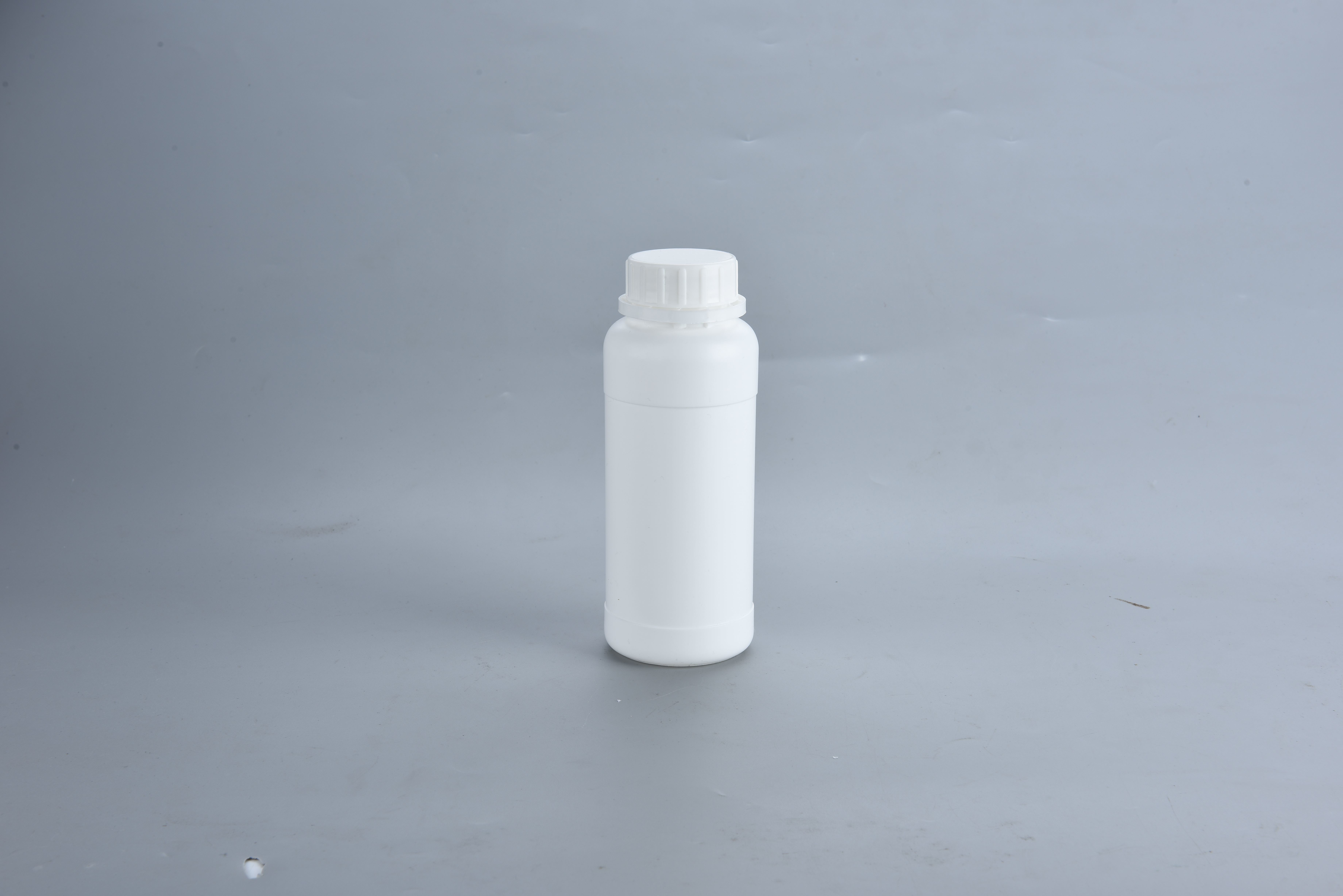 500ml Small Plastic Bottle HDPE New Material Can Be Loaded Chemical Food