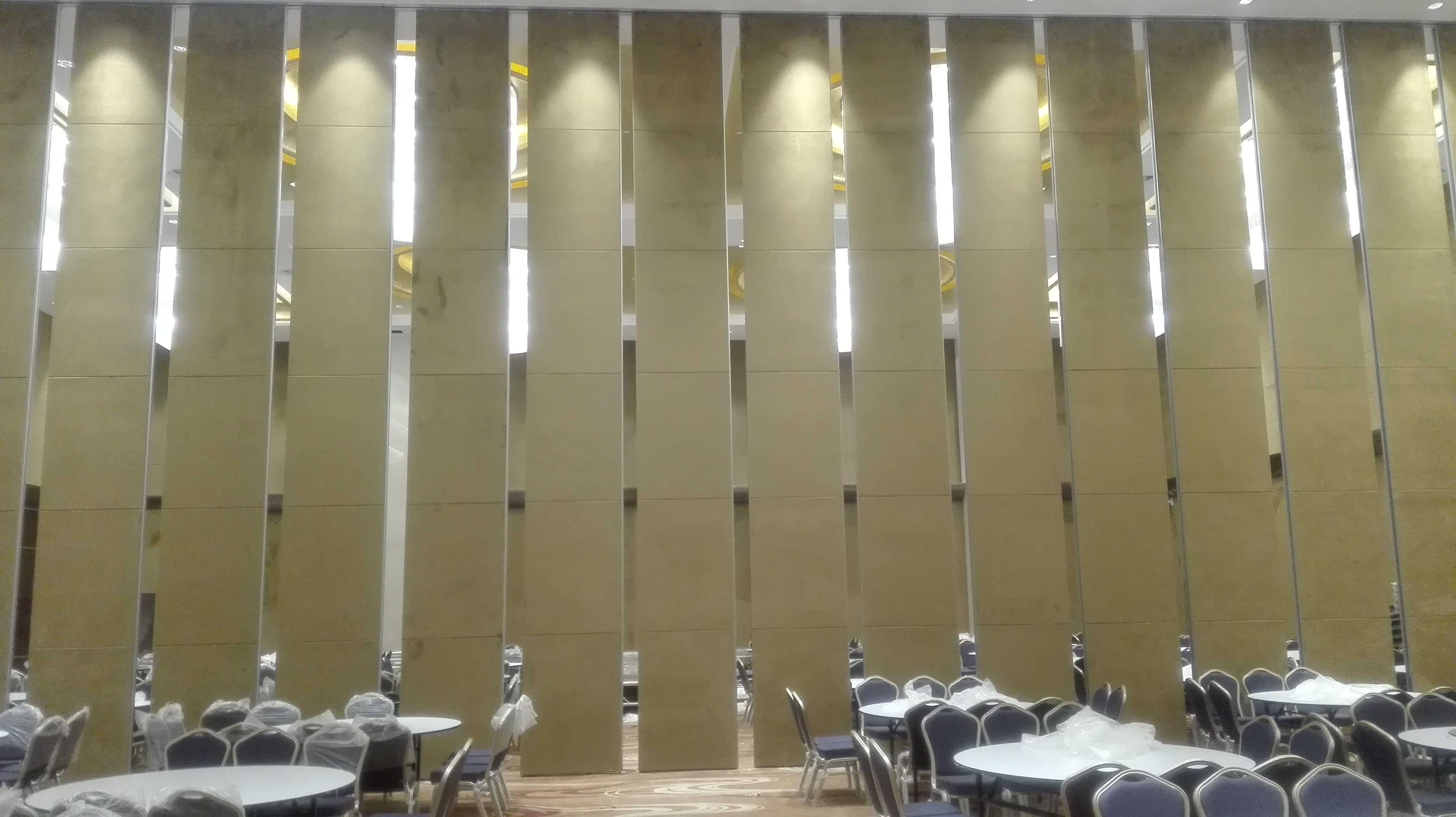 Extraordinary Height movable partition wall details for Ballroom Cathedral with different styles