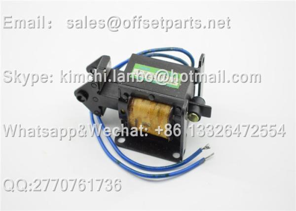 Electric Magnet AS-10-N759 AC110V 50-60HZ 14.7N 15mm Offset Press Printing