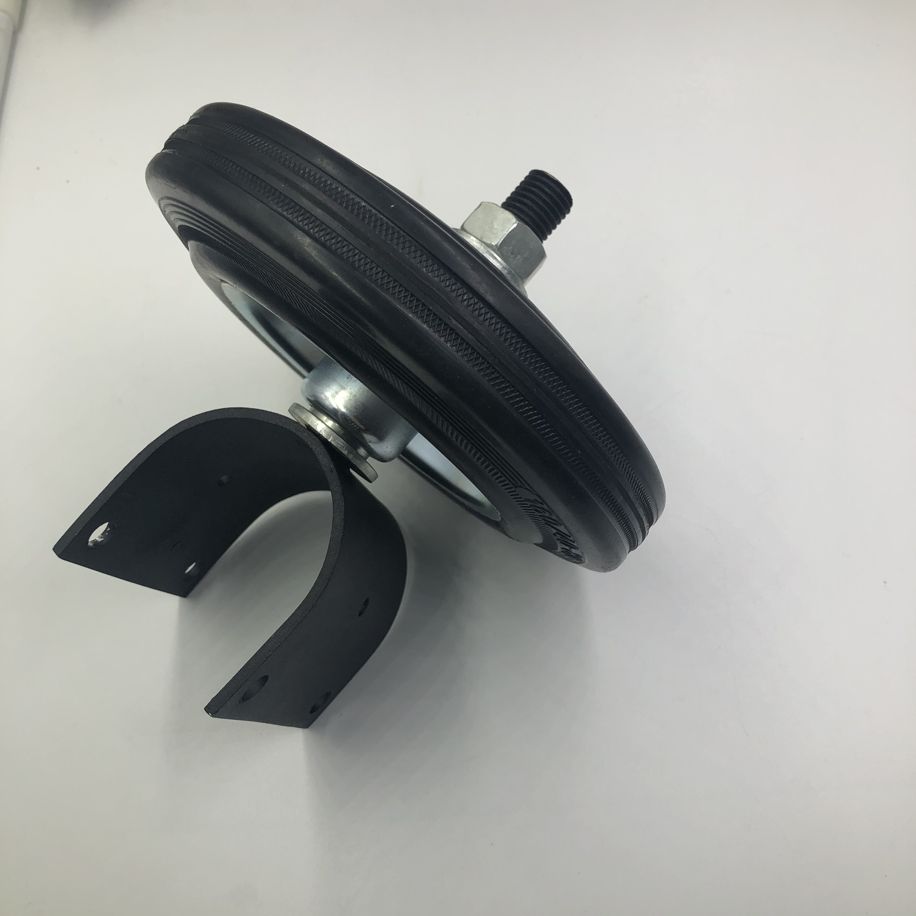 Durable 1.65kg Door Wheel for Round Tube Doors Easy to Install Prevent Door Slack