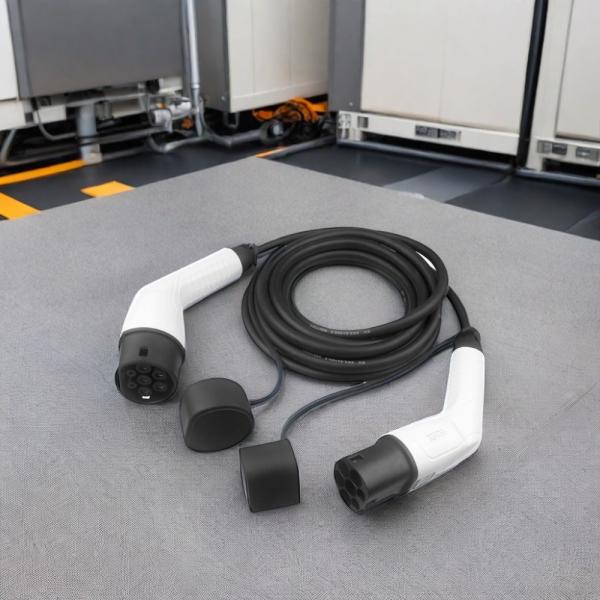 Energy Electric Vehicle European Cables 32A Type2 22KW EV Charger with