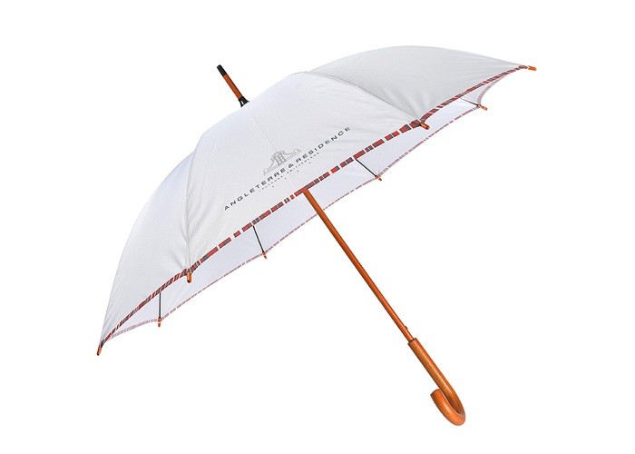 White Pongee Materials Promotional Golf Umbrellas Logo Printing Wooden J Handle