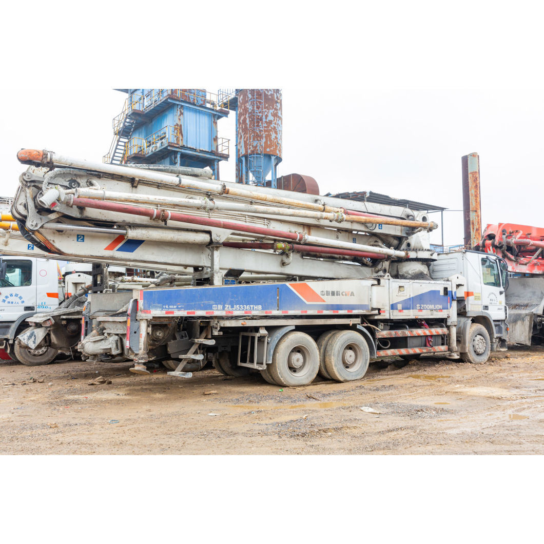 2017 Construction Machine Zoomlion 47m Concrete Pump Truck