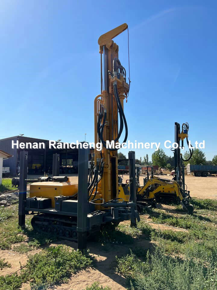 200m Crawler Mounted Pneumatic Water Well Drilling Machine 58KW Diesel Engine