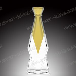 Quality 500mL Empty Glass Liquor Bottles , 570g Fancy Vodka Bottles wholesale