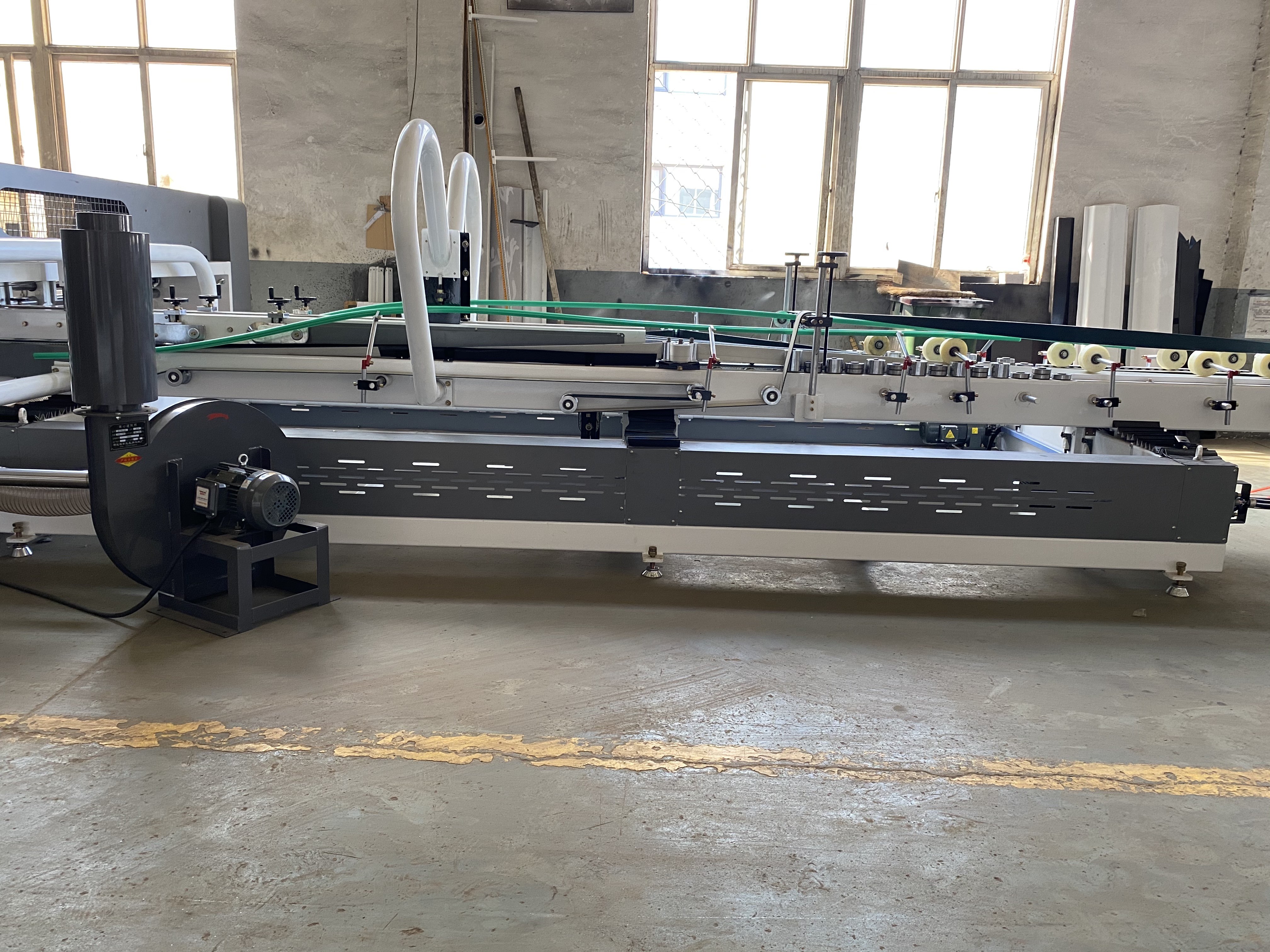 Flute Cardboard Carton Box Stitching Machine Corrugator Adjustable