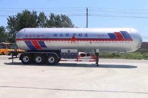 Quality Lightweight Design Fuel Transport Trucks , 30T 62000 Liters Propane Tank Truck Vehicle wholesale