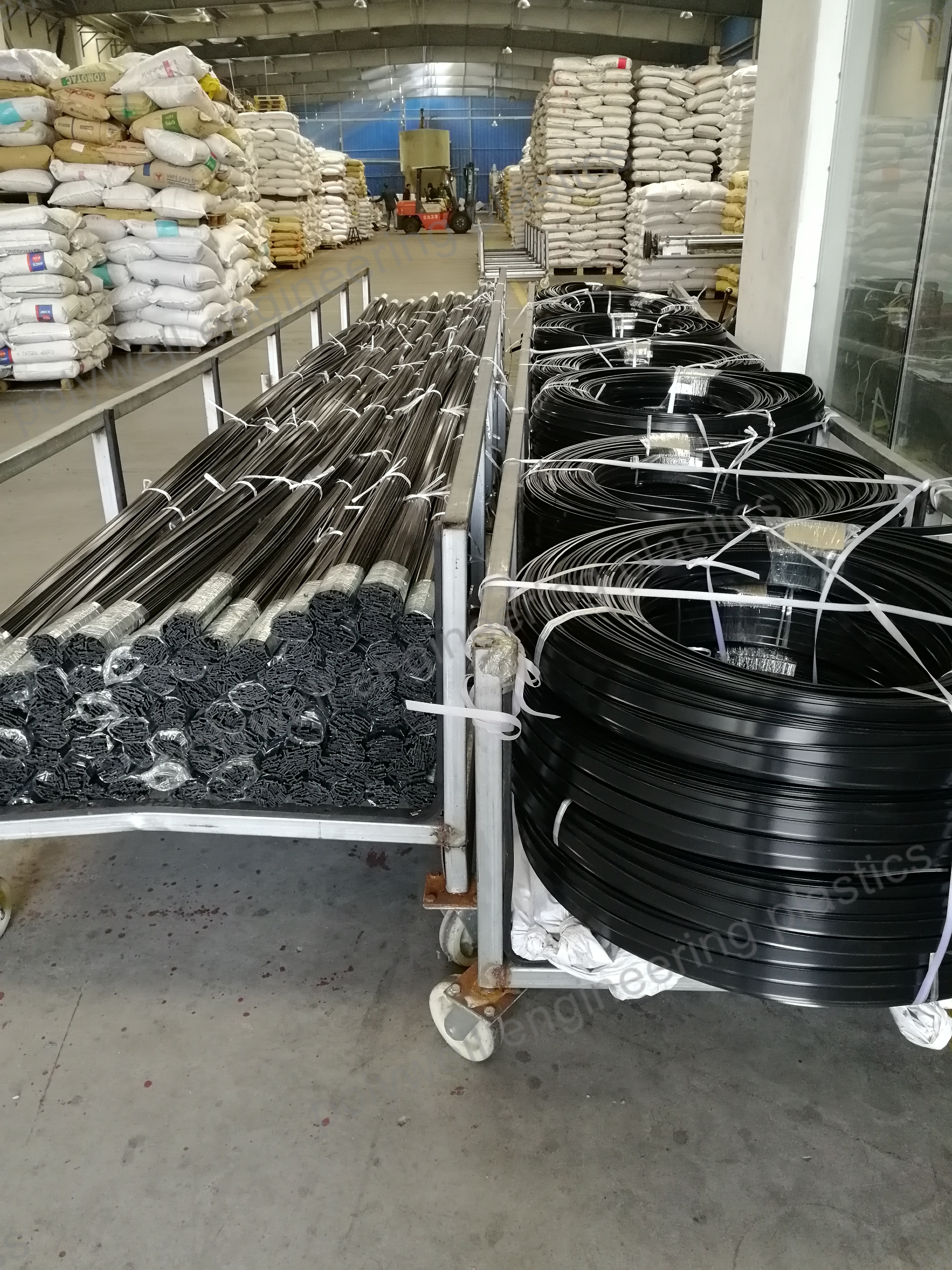 C Type Nylon66 Extruded Heat Insulation Plastic Bars for Thermal Barrier Aluminum