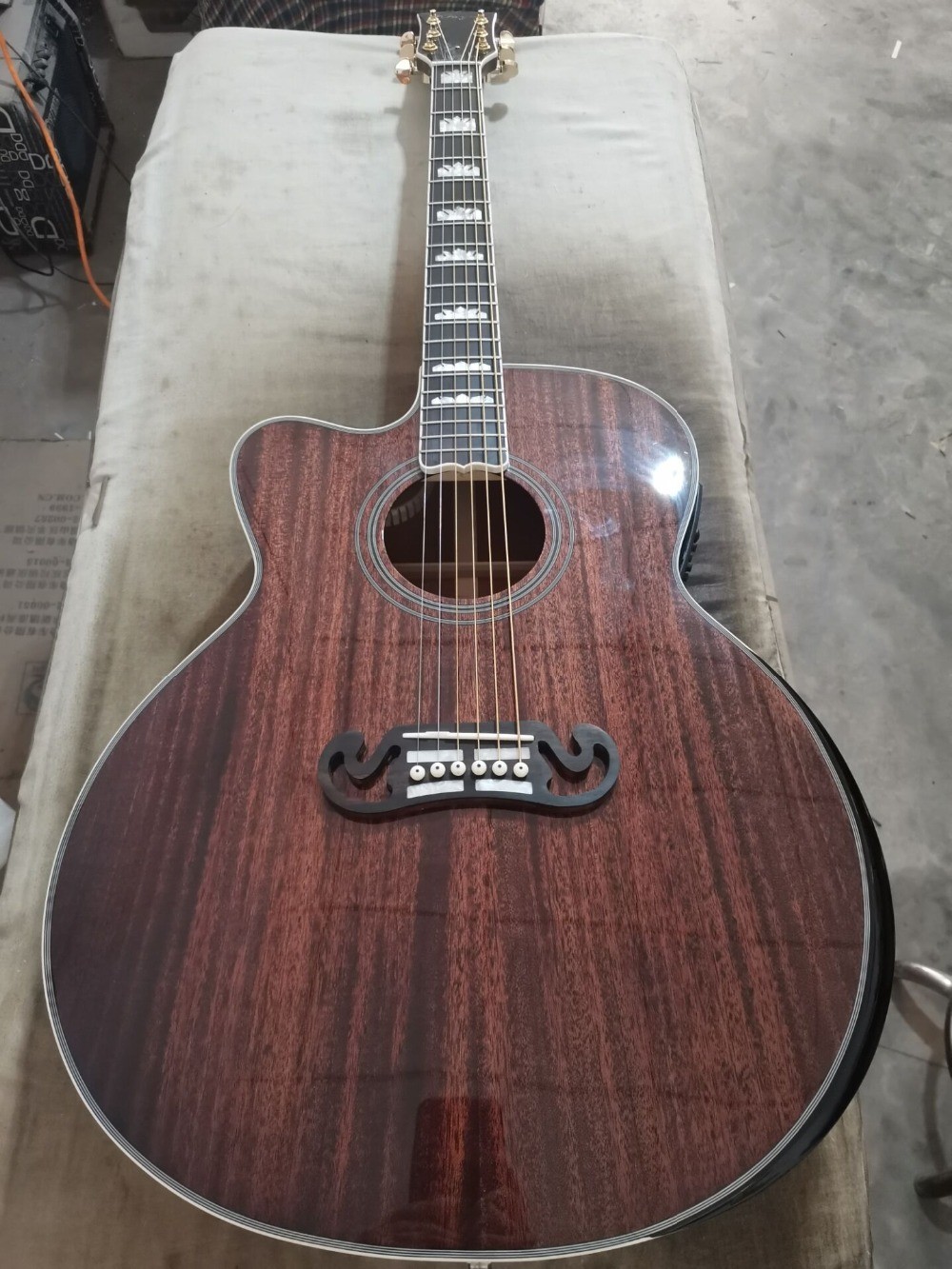 Solid mahogany wood left handed grand cutaway acoustic guitar jumbo size mahogany wood acoustic electric guitar