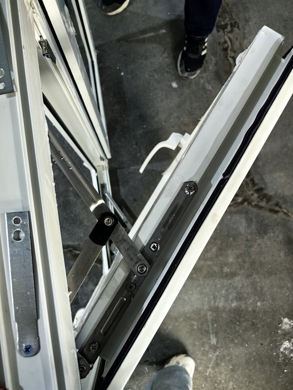 PVC Casement Windows Hot Sales Single Double Glazed Glass Casement Windows With Mosquito Net