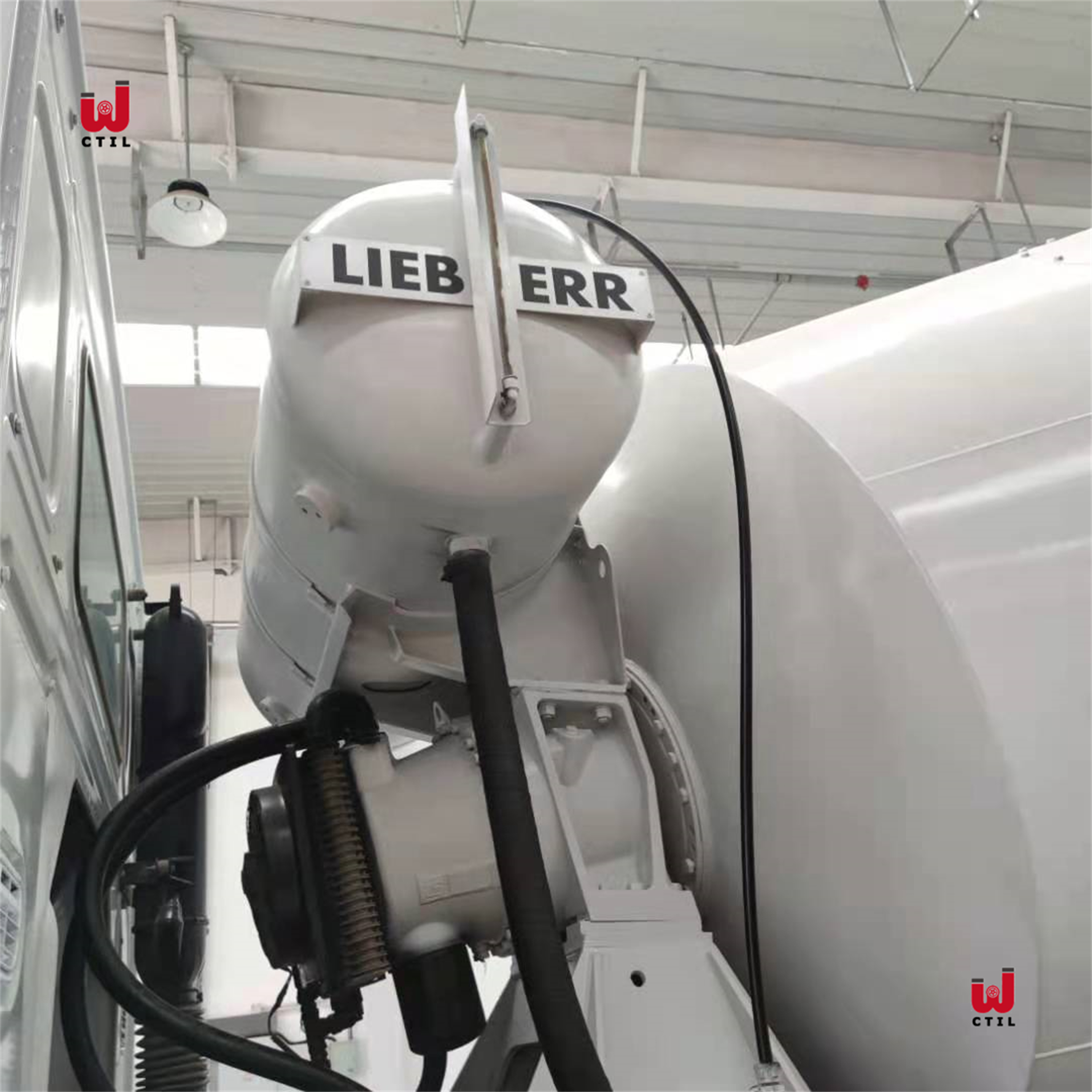 concrete mixer truck