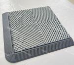 Temperature Resistant Polypropylene Garage Flooring Interlocking Garage Flooring