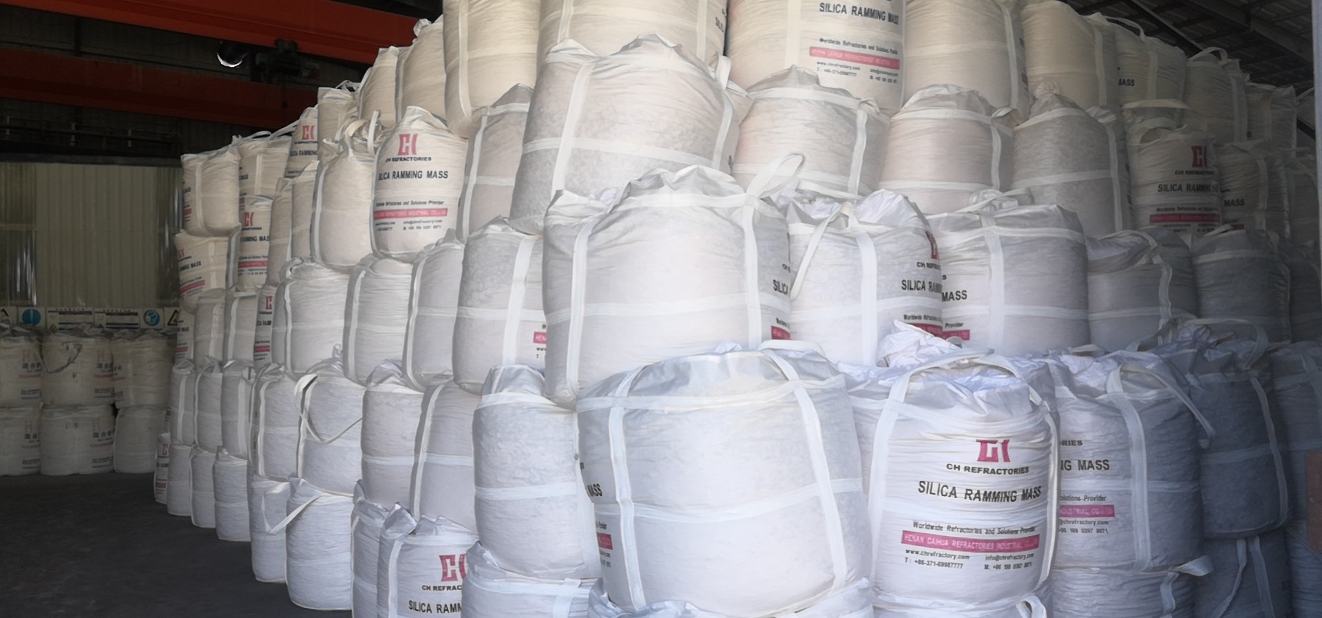 1.5% Boric Acidic Refractory Ramming Mass Grey For Steel Plant High Strength