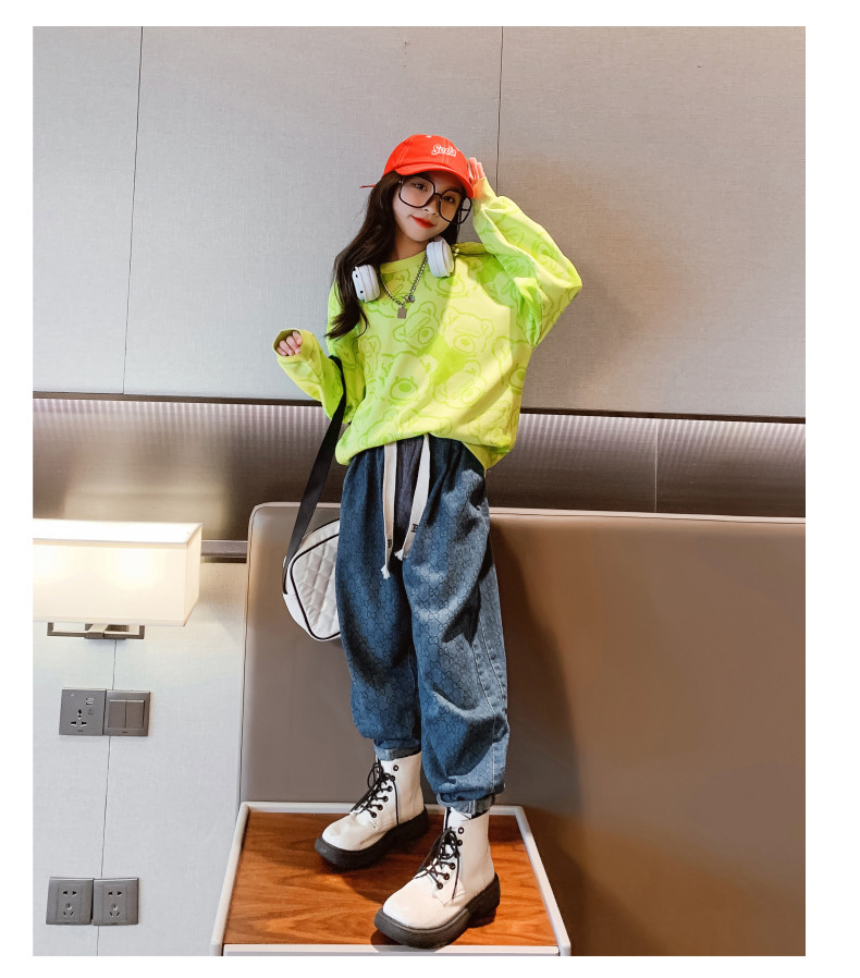 Fluorescent Green Bear Print Fashion Childrens Clothes Girls Cartoon Two Piece Set Korean Edition