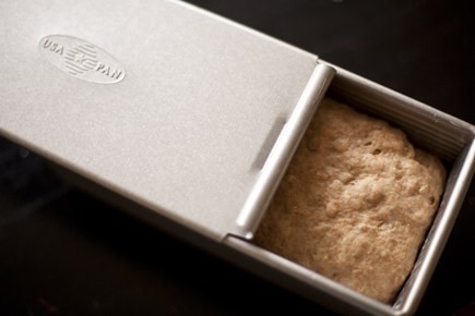 RK Bakeware China- 1200g Nonstick Aluminum Loaf Pan / Bread Pan With Lids
