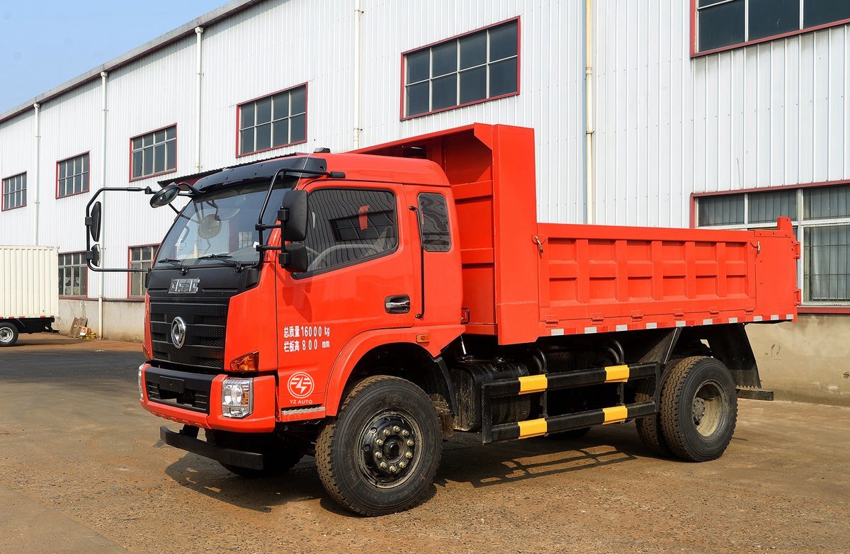 500Nm 4x2 Wheel Rear Tipping Dump Truck For Half A Row By Dongfeng