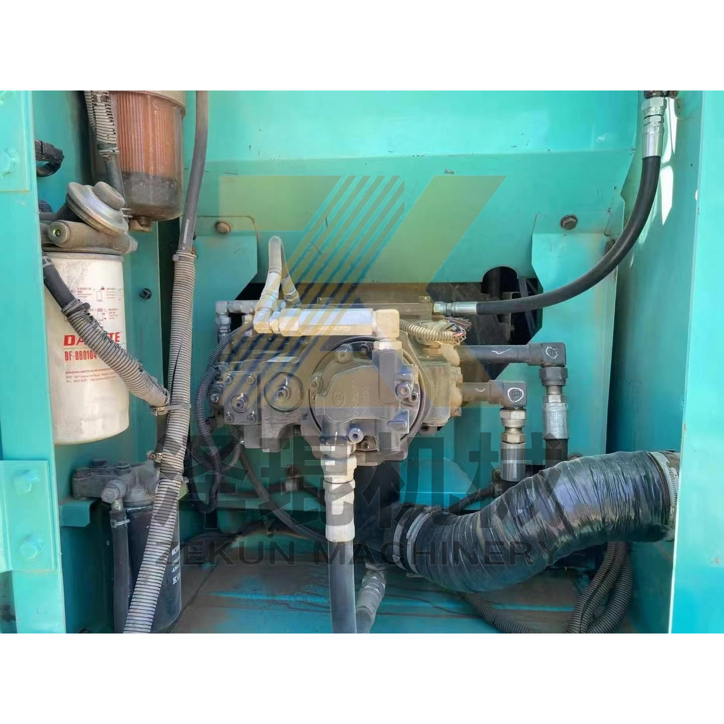 Used Kobelco SK130-8 Excavator with Hydraulic Valve 2001-4000 Hours