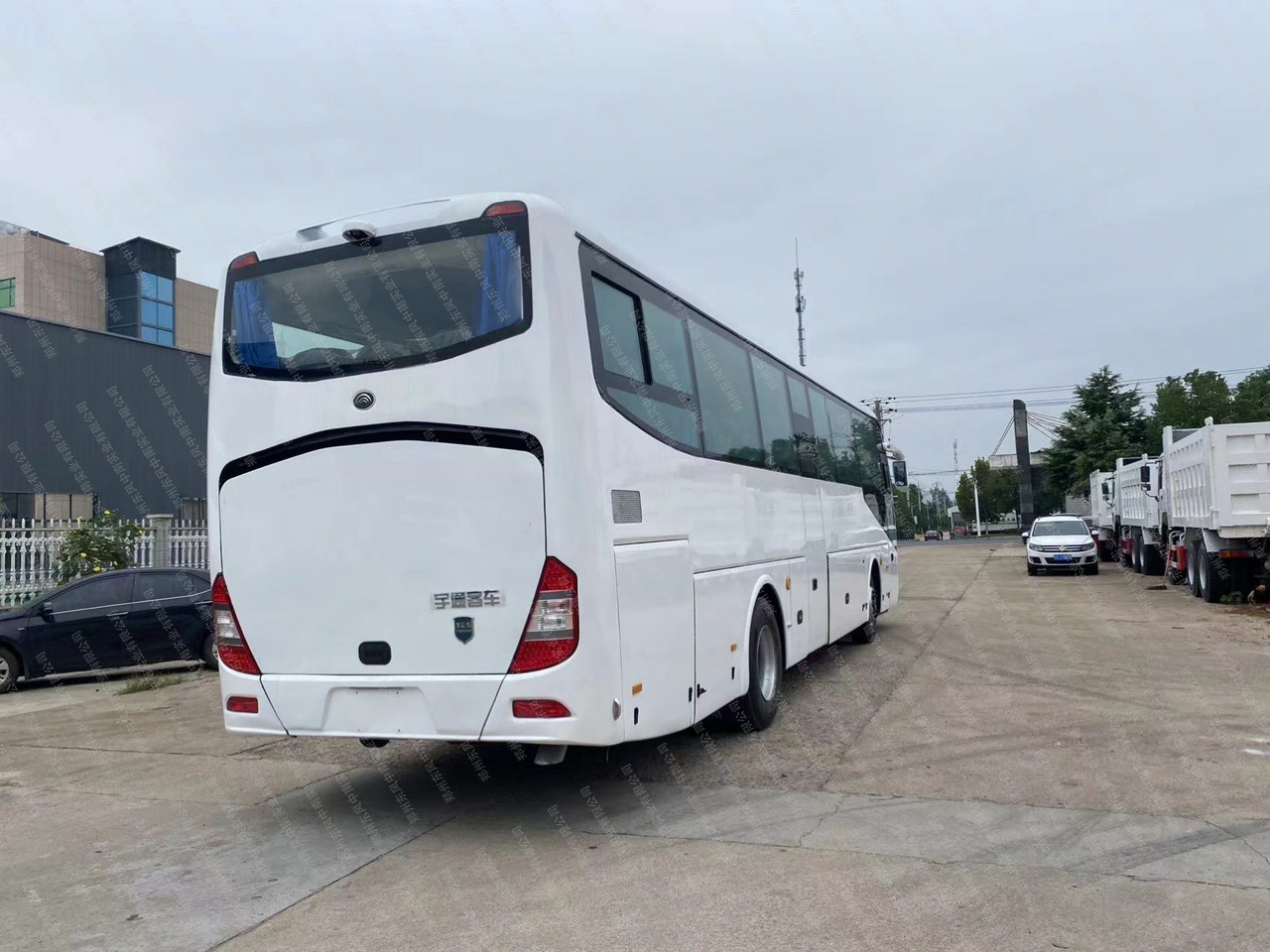 50 Seaters Left Hand Drive Buses and Rhd Passenger Coach Bus with Deisel Fuel Type