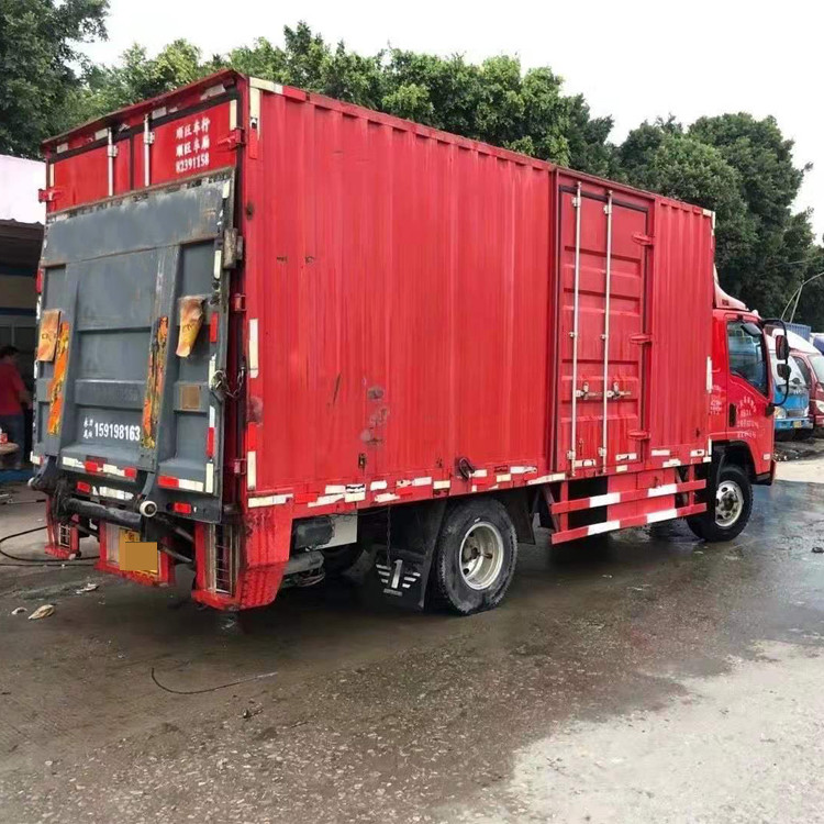 Used FAW Van Cargo Truck 140HP 5.2M Big Capacity 4x2 Second Hand 2018 Year