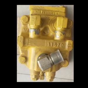 Quality Excavator Attachments Hydraulic Motor Pc50mr-2 Komatsu 20U-26-00040 Swing Motor wholesale