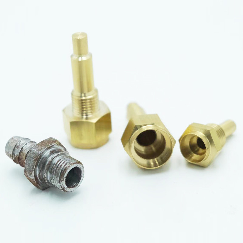 Automobile Oil Pipe Joints Urea Tank Nozzles Urea Tank Joints Steam Pipe Oil Pipe Joints Copper Oints
