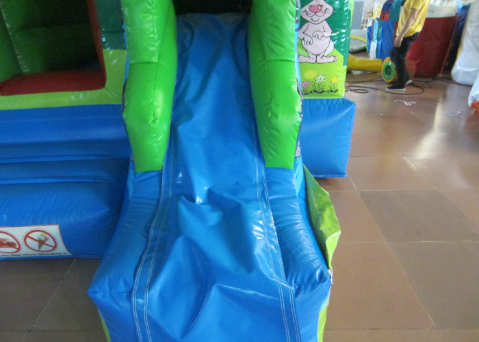 Small jungle inflatable jump house combo mini inflatable bounce with slide for kids under 7 years