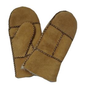 Quality cheap patched sheepskin double face fur kids mitten wholesale