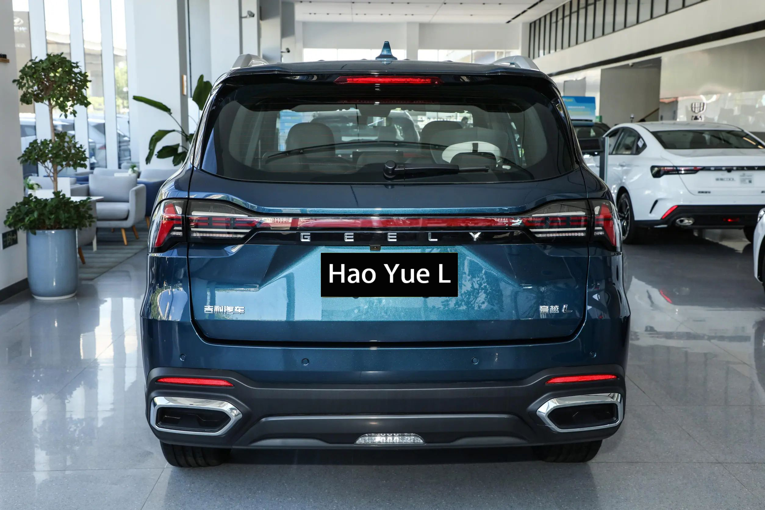 Geely Hao Yue L Pro Faro Okavango SUV Manual Air Conditioner and Front Disc Rear Disc Brake System for Comfortable Drive
