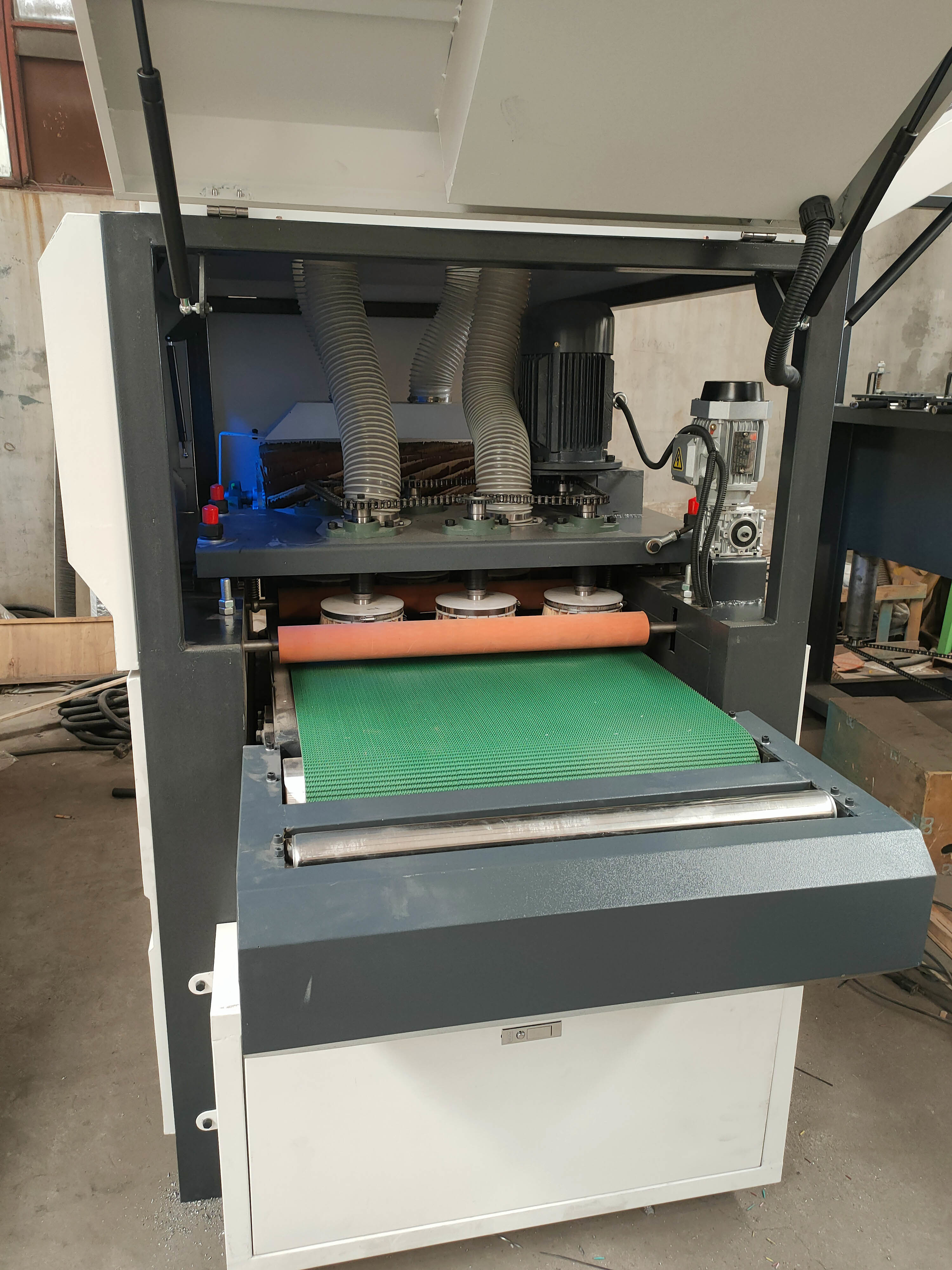 KC630YP-2R woodworking sanding machine wood sander for solid door and MDF cabinet max. working width 630mm