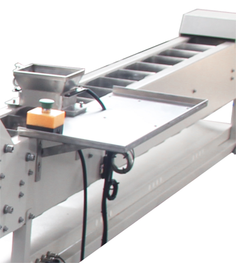 Easy Setting Automatic Seal Nuts Fastener Plastic Parts Medical Masks Small Bags Packing Machine