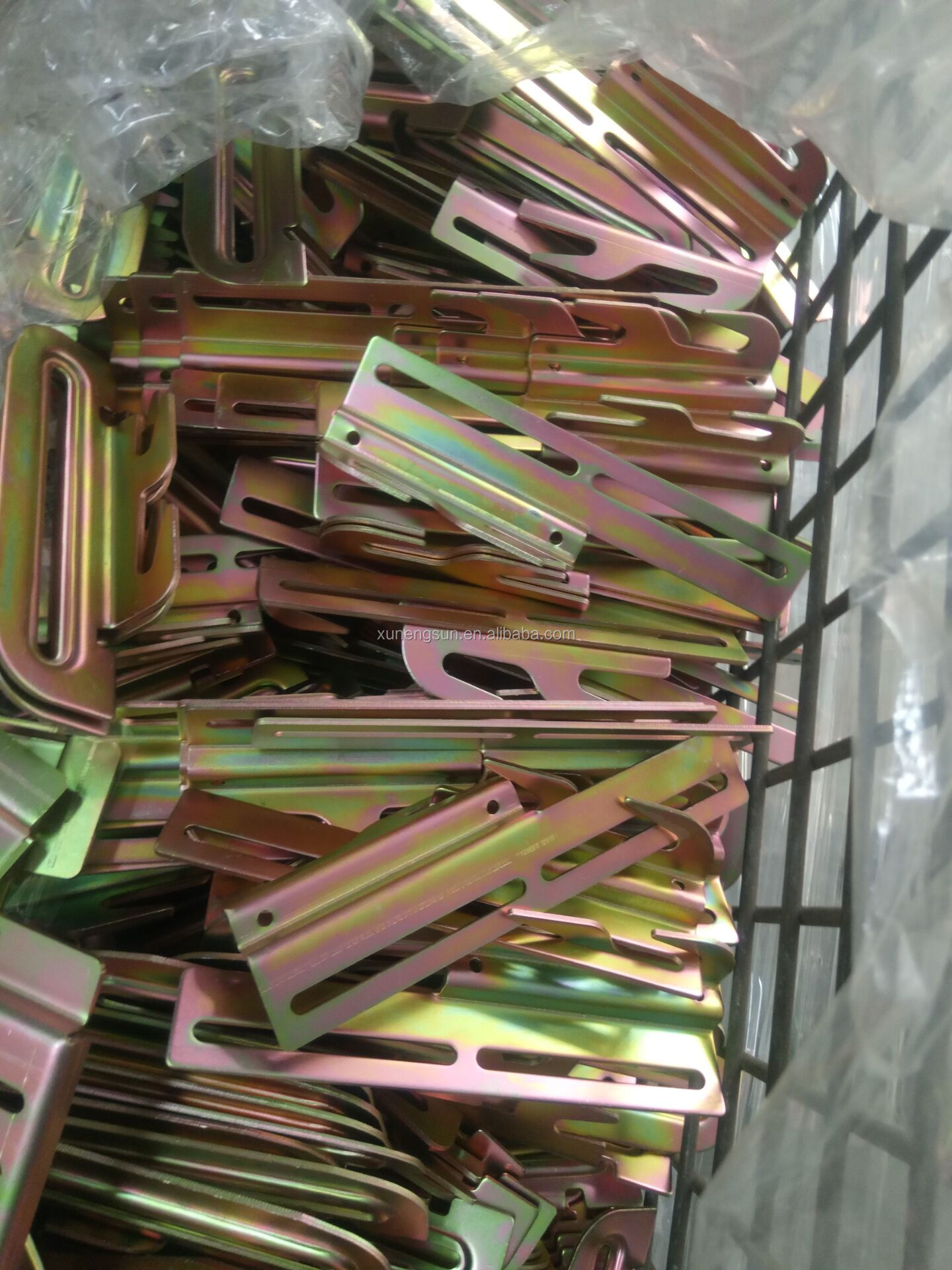 Metal Flat Hook Bracket Bed Connector Screw and Bolt for Heavy Duty Applications