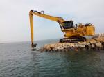 Q550 Steel Excavator Telescopic Boom For Digging Sea Soil 32 Meter Length