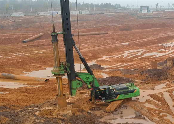 Used Piling Rig Cummins Engine 30T Max Pile Weight 3500N.M Max Torque