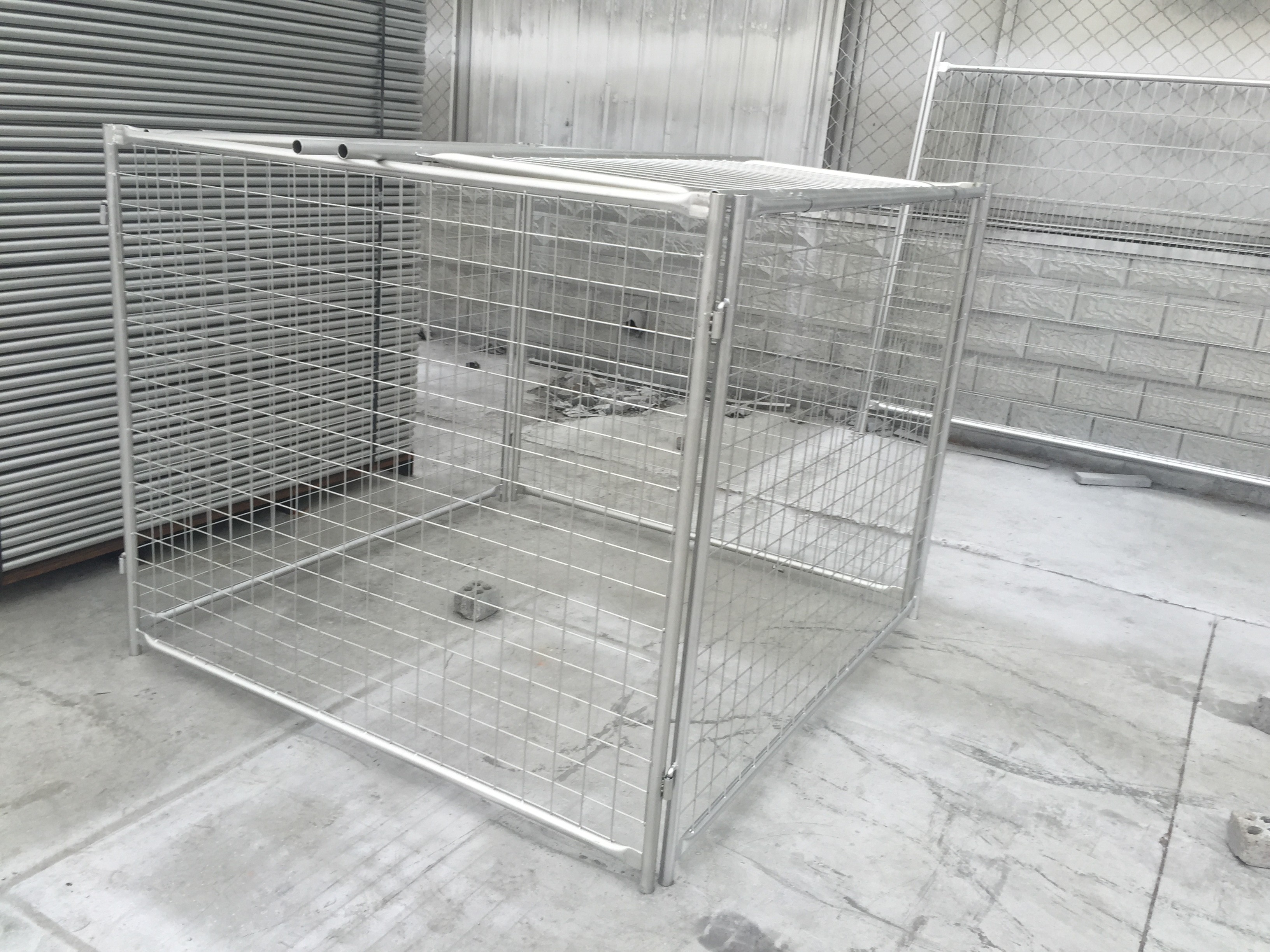Hot Dipped Galvanized 42 Microns Rubbish Cage With 12 Clamps