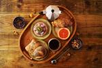 Natural Bamboo Wood Serving Tray With Handles High Temperature Tolerance