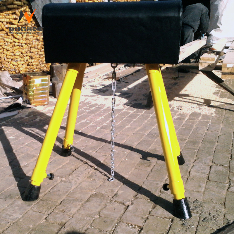 Waterproof PU Gymnastic Training Pommel Vaulting Horse for Gymnastic Demonstrations
