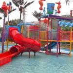 Eco Friendly Outdoor Water Play Park ISO9001 Certified Colourful Design