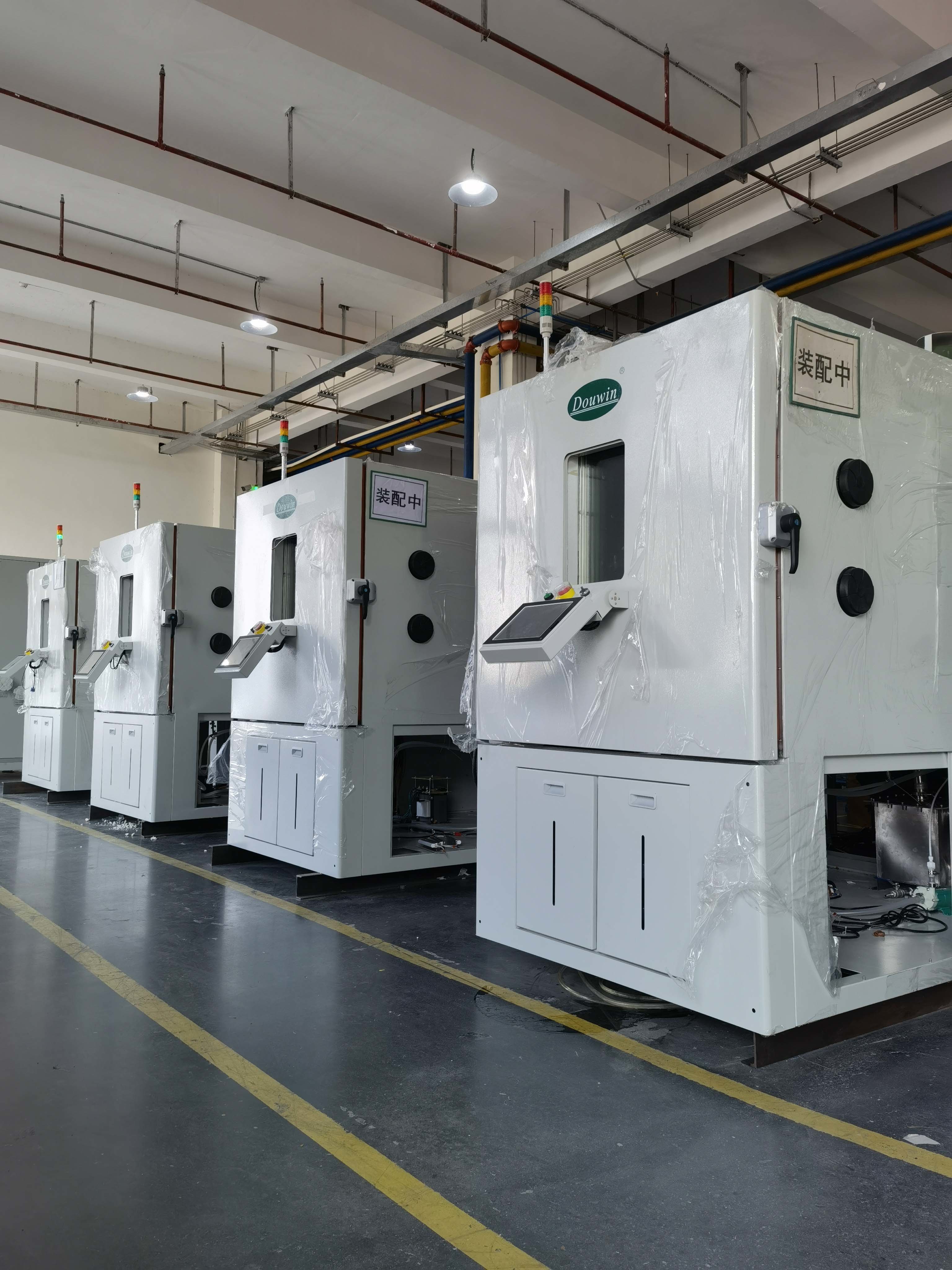 600L Lithium Ion Battery Testing Equipment Temperature And Humidity