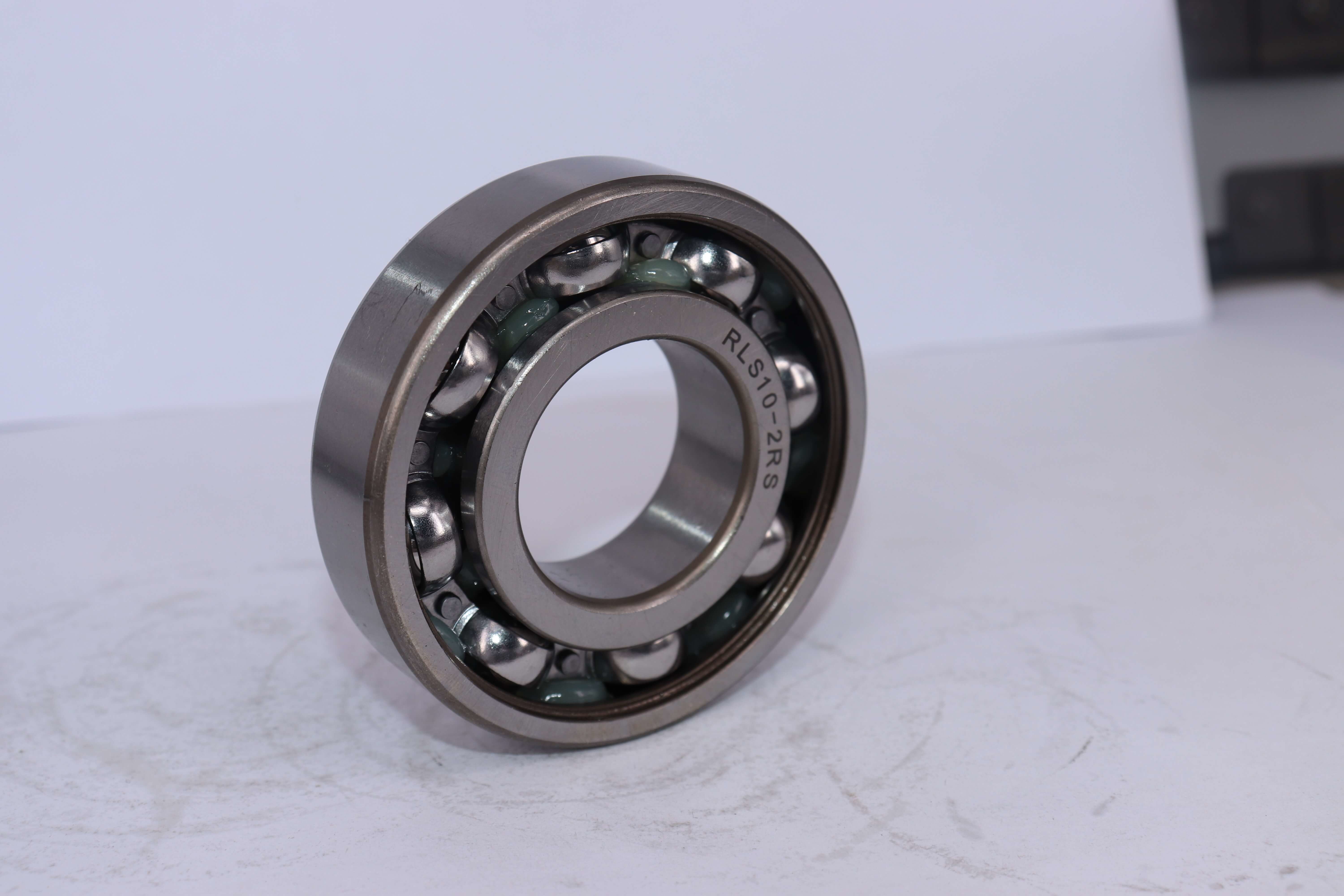 Anti Rust Heavy Duty Ball Bearings , RLS10-2RS Double Shielded Ball Bearings