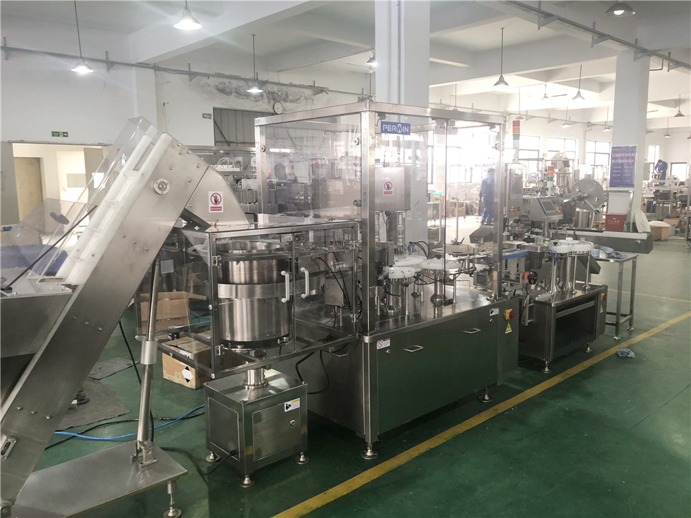 GMP 80pcs/Min Plastic Aseptic Vial Syringe Filling Equipment