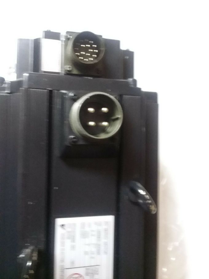 USAGED-30A22S YASKAWA Servo Drive Original New 3 Working Days Delivery 1