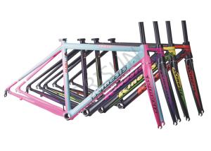Quality Alloy 7046 Road Bike Frame Inner Cables Routing With Half Carbon Fiber Fork wholesale
