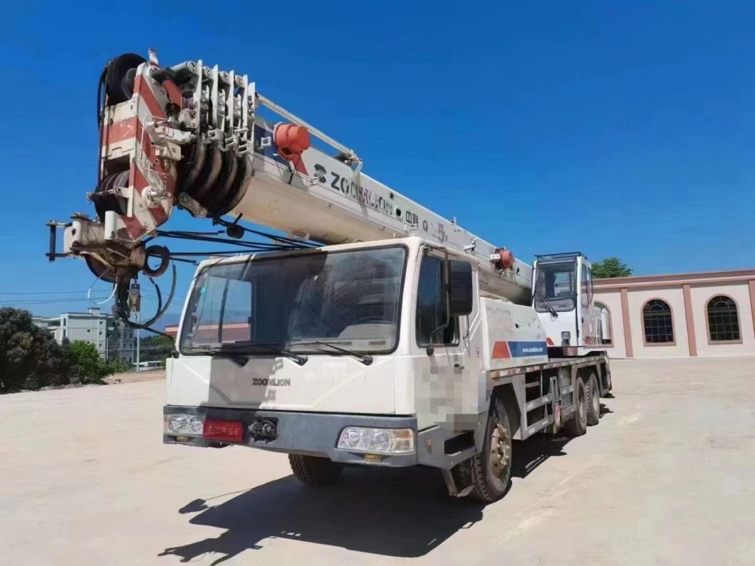 Zoomlion 25 Tons Used Truck Crane Second Hand Heavy Equipment