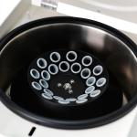 4000rpm Adjustable Speed Laboratory Centrifuge 6 Seat 50ml High Capacity For
